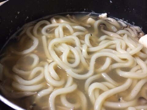 殆ど、素うどんの鍋焼きうどん？